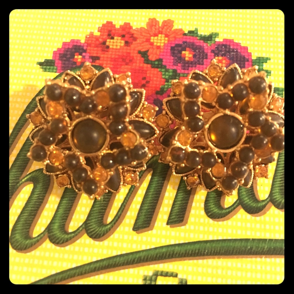 Vintage Amber/Chestnut Flower Clip-On Earrings